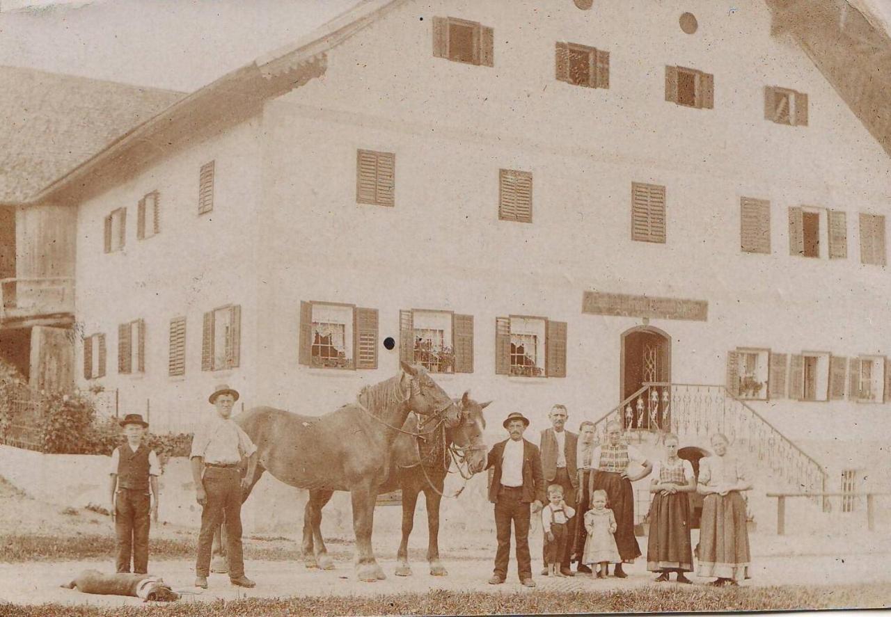 Santner, Hotel Eugendorf Eksteriør bilde